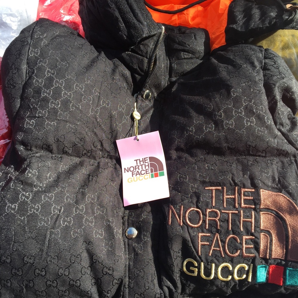 Gucci north face coat black